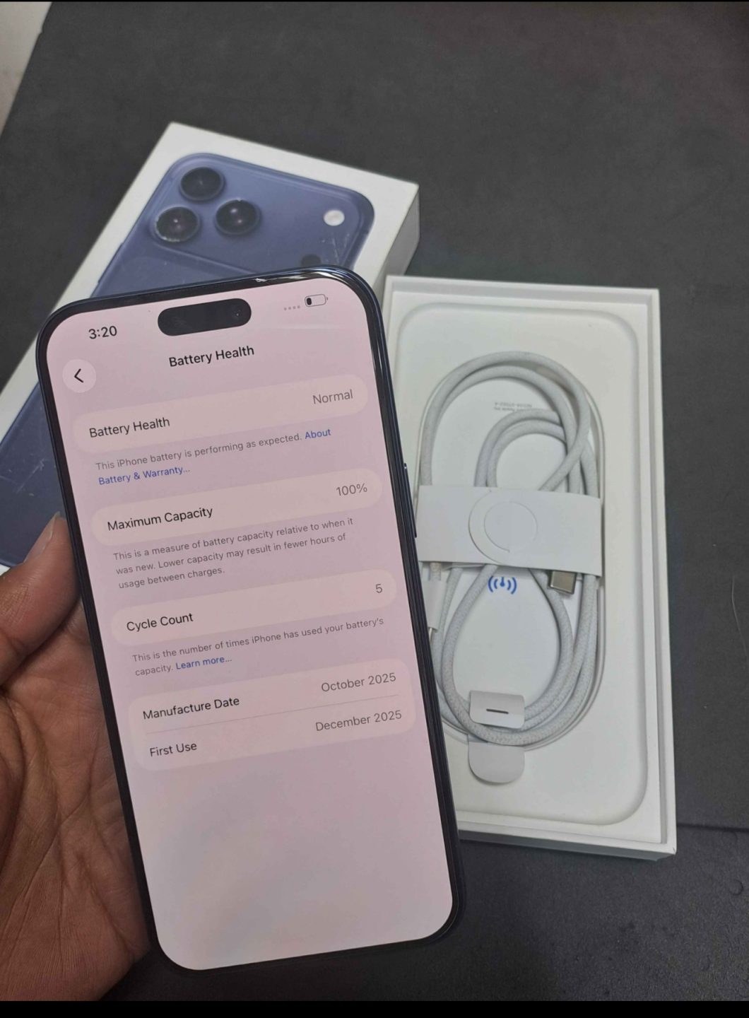 Iphone 17promax 256gb deep blue